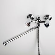 Amper 2902L Смеситель для ванны с длинным изливом